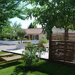 Dom wakacyjny Lana Cottage 3 Etoiles *