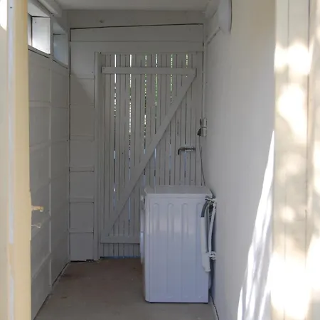 Lana 3 Etoiles * Montjean (Charente)