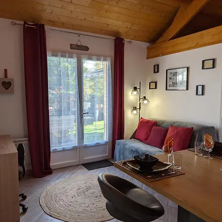 Lana Cottage 3 Etoiles Montjean (Charente)